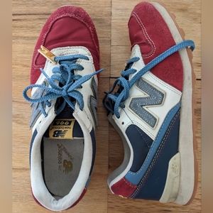 New balance shoes